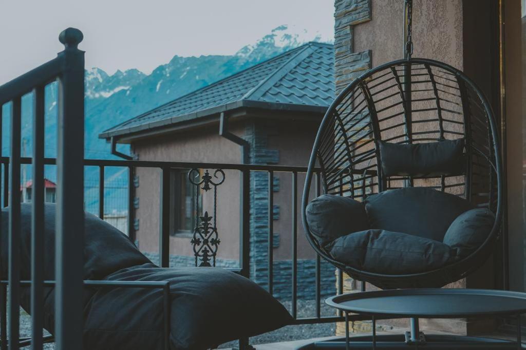 Holiday Home Казбеги Экстерьер фото